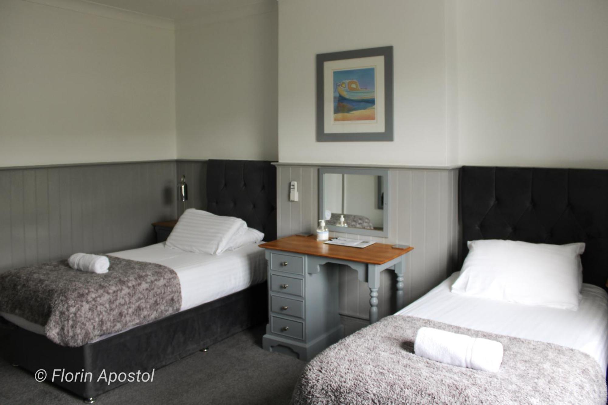 The Wight Mouse Inn Chale Extérieur photo